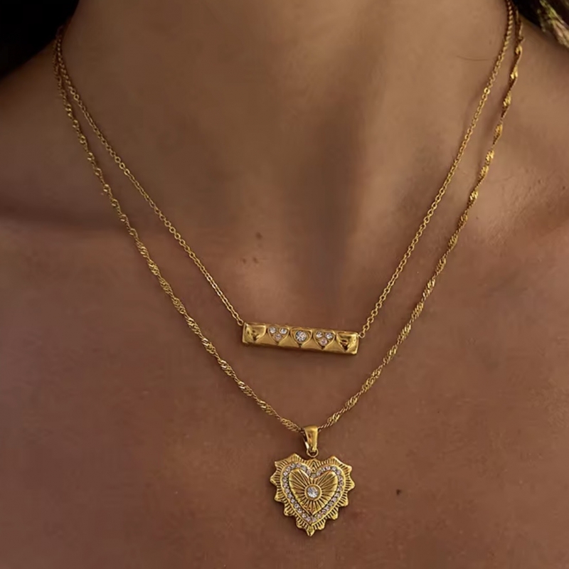 Διπλό κολιέ ατσάλι με καρδιές