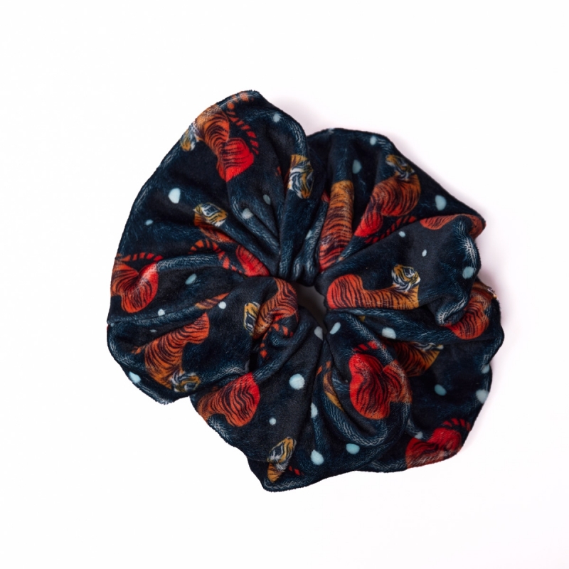 Scrunchies με σχέδιο τίγρη