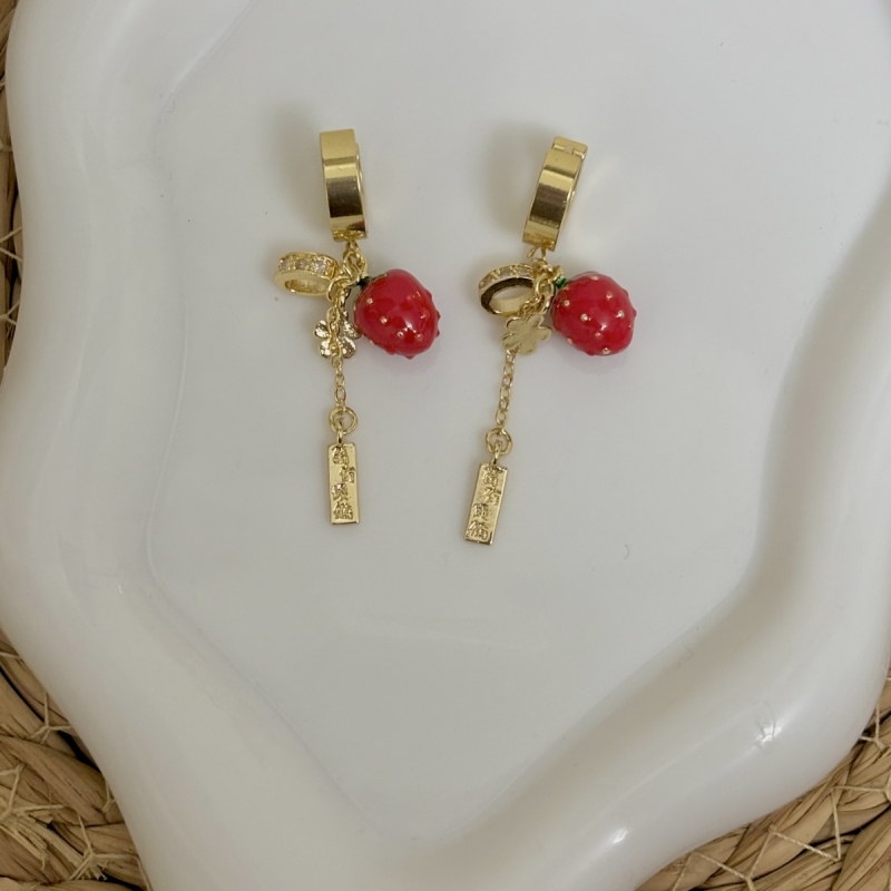 Σκουλαρίκια ατσάλι με φράουλες