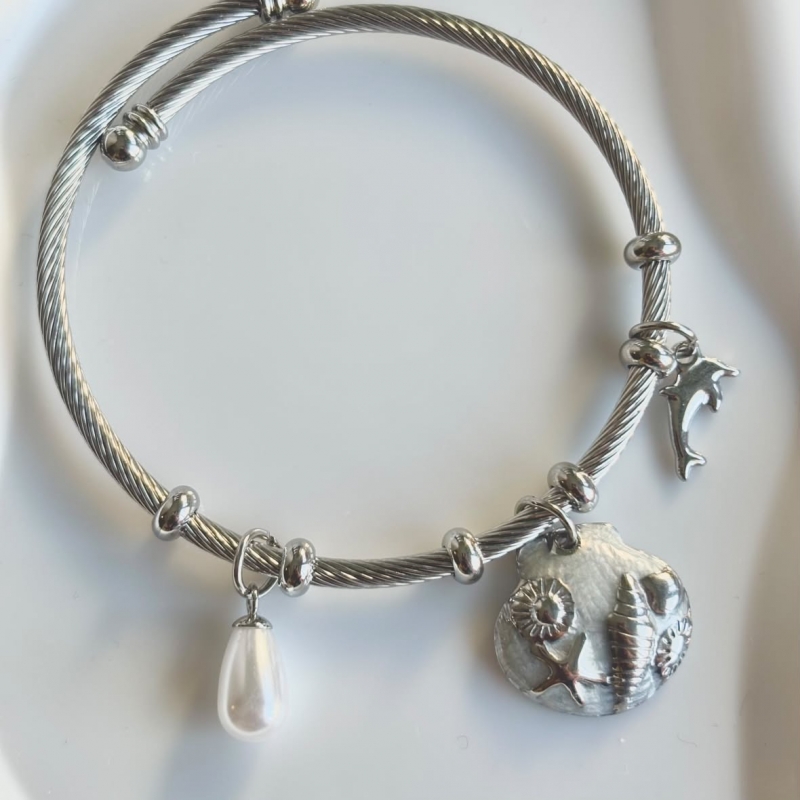 Βραχιόλι ατσάλινο με charms