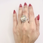 Οβάλ ατσάλι δαχτυλίδι με swarovski